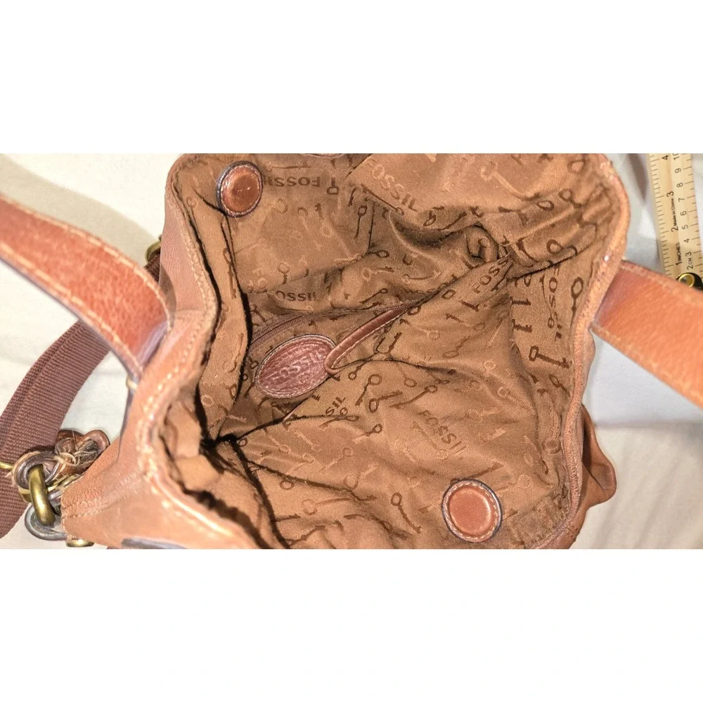 Fossil Long Live Vintage Brown Leather Hobo Crossbody Bag Cognac Brass Hardware